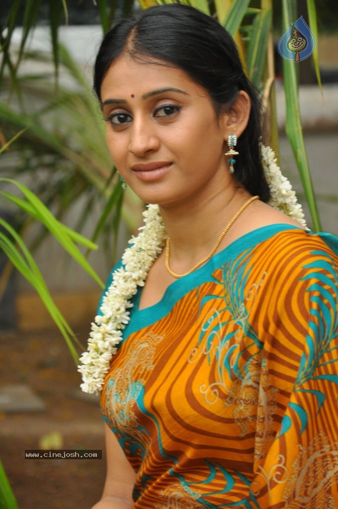 Meena Sxe Video - meena (actress) - JungleKey.in Image #200