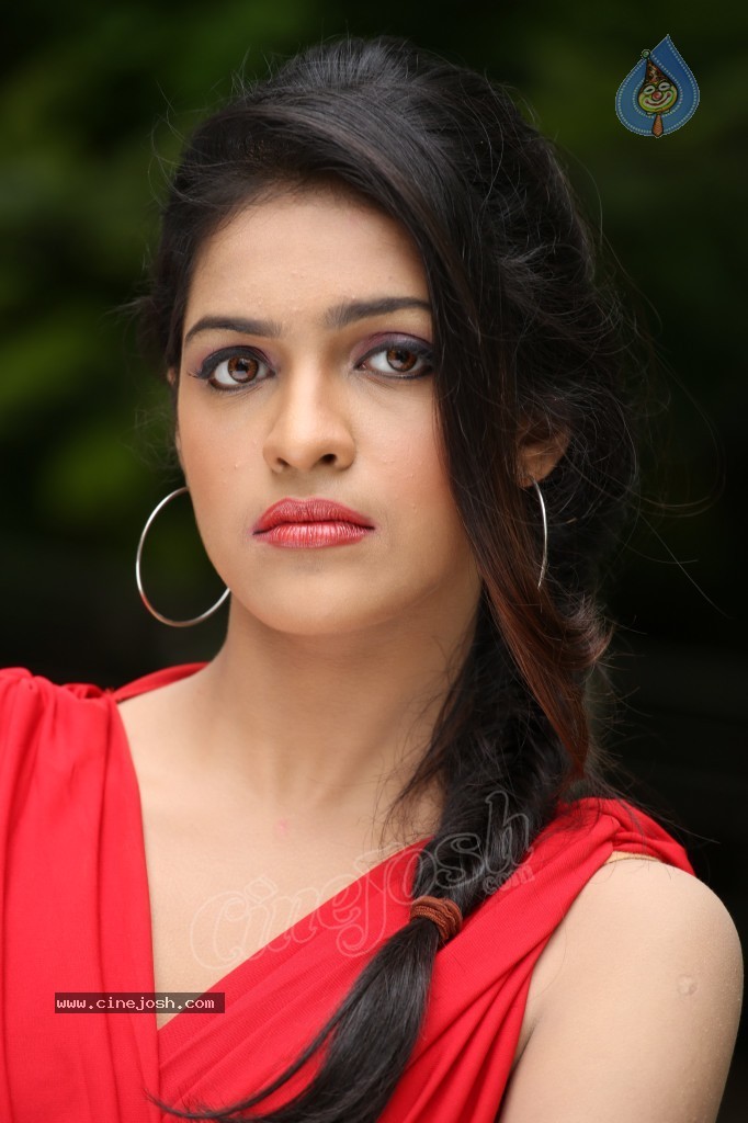  - neha_ratnakar_stills_1609130957_032