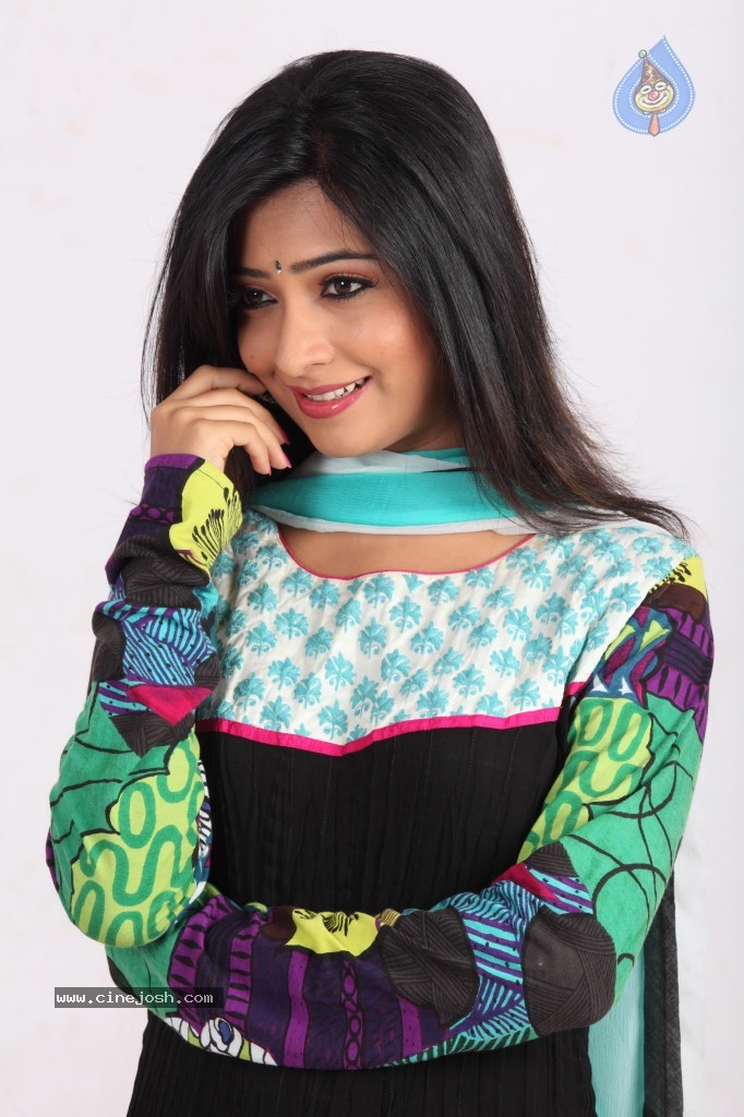 South Actress Xxx Radhika Pandit Pussy - Radhika Panditxxx - JungleKey.in Image
