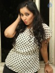 ishika-singh-new-photos