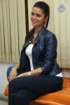 meenakshi-dixit-new-photos