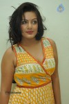 reva-hot-stills