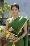 suvasiga-tamil-actress-stills