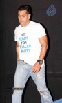 salman-khan-at-chillar-party-movie-press-meet