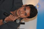 mahesh-babu-meets-univercell-customers