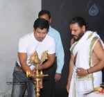 thandavam-movie-launch