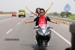 galli-kurrollu-movie-stills