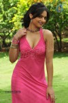 ritu-kaur-hot-photos