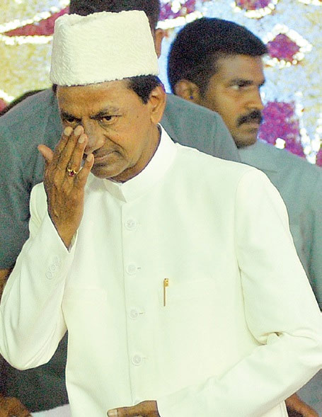 kcr-greets-muslims-on-eid-ul-fitr_b_0607