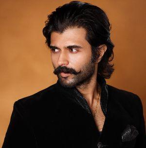 Is it now Rowdy Star turn