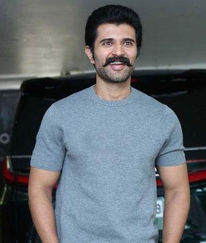 Why Vijay didnot turn HERO