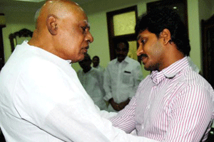 YS Jagan to accept Roshaiah ?