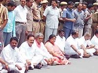 TRS  leaders,  along with  support court  arrest