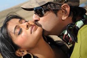 Jagapathi's hot partner shared by three heroes!