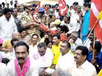 TRS supporters siege Danam's house