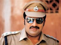 Raj 'no' to Hindi