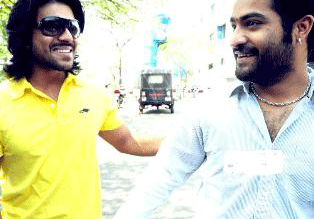 'Magadheera' creating hurdles for 'Adurs'!