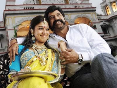 Nayanathara impressing Balakrishna!