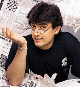 Aamir Khan shows anger on subordinate