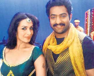 Malaika &amp; Tarak look like a cool pair