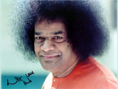 Sai Baba is CLINICALLY DEAD?