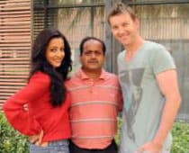 Heroine's date with Aussie speedster