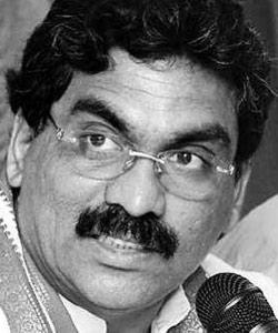 Chiranjeevi is daring: Lagadapati