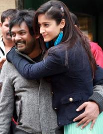 Puri &amp; Ileana 'Dark Room' Story