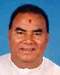 Nadendla slams T-Cong leaders over Telangana issue