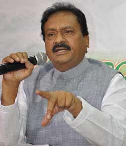 Cheating case can be booked against KCR: Shabbir Ali