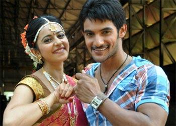 Rakul To Give Him Commercial Break