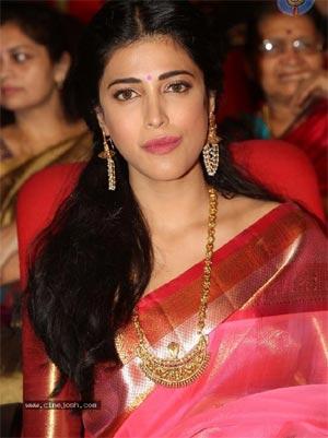 Shruti Hasan Makes It Special