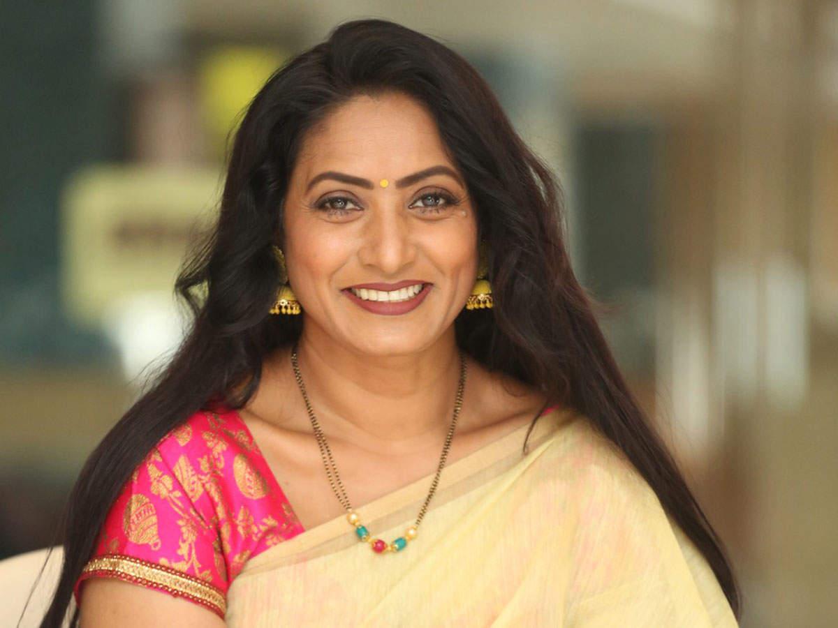 Senior Actress Hurt By False Rumours