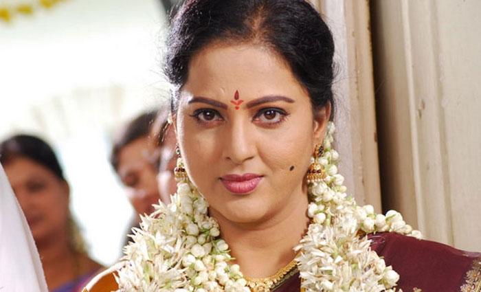 She Missed Balayya, Chiru Romance