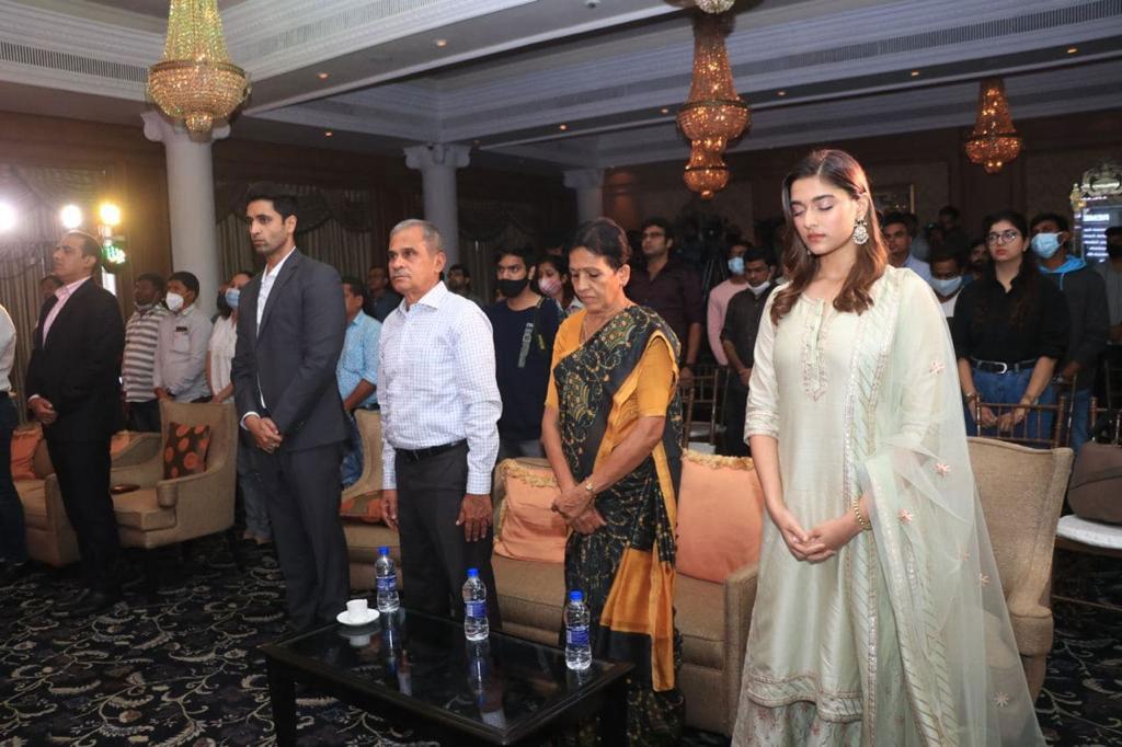 Adivi Sesh's tributes to 26/11 Martyrs