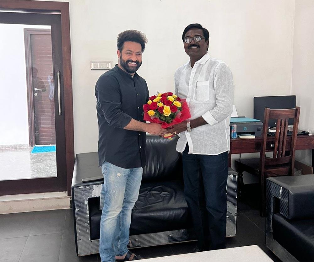 TS Minister Ajay Kumar, NTR meet trigger speculations
