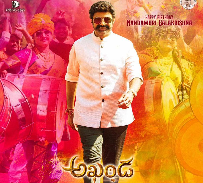 Akhandha entering historical locations