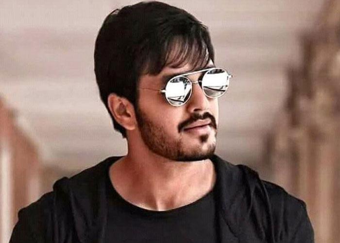 Akhil in Sheer Confusion?
