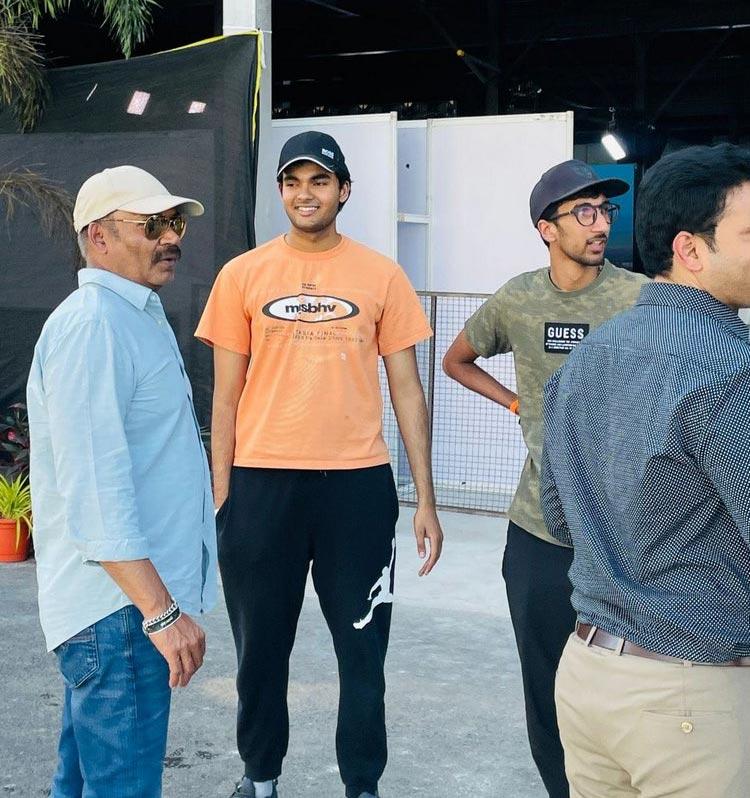 Akira, Gautam enjoy Formula E Race