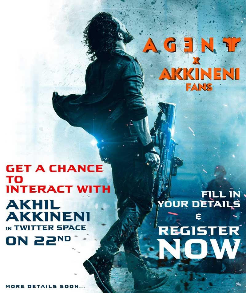 Akkineni Prince Akhil comes with Golden Offer