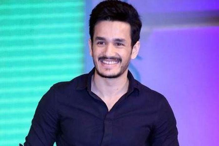 Akkineni Cellular From Vikram!