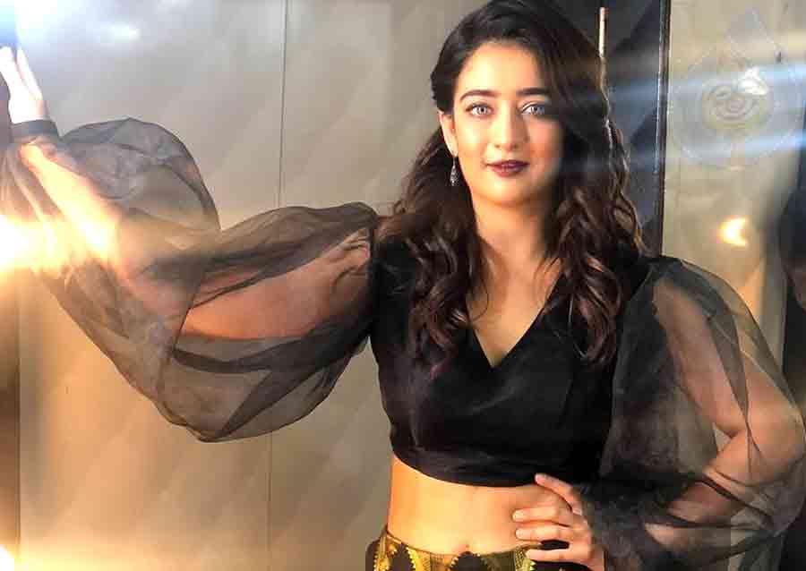 Beauty with brain.. Akshara Haasan