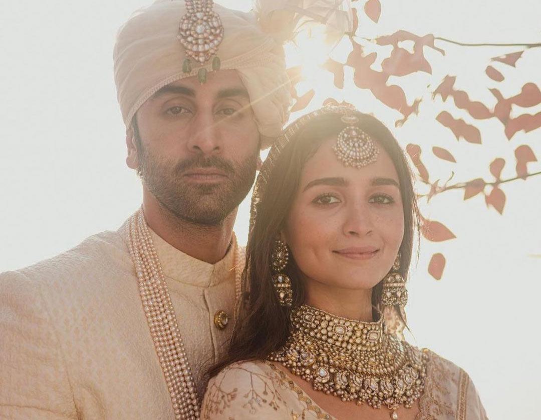 Alia Bhatt admitted to the hospital
