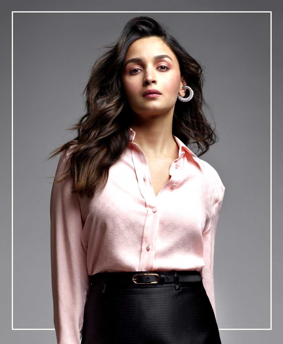 Alia Bhatt Solid Reply to Scribes