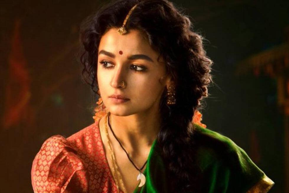 Alia Bhatt goes all out for RRR