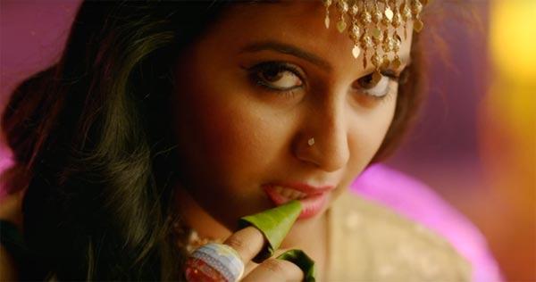 Sarrainodu - Anjali Blockbuster Out!
