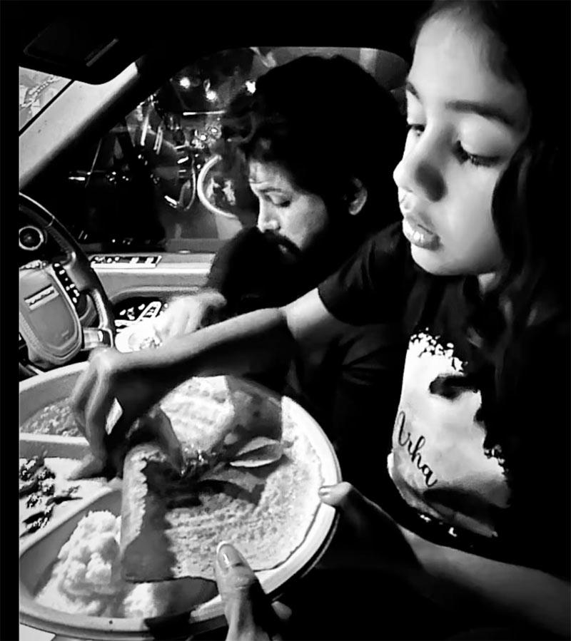Allu Arjun night ride with his daughter