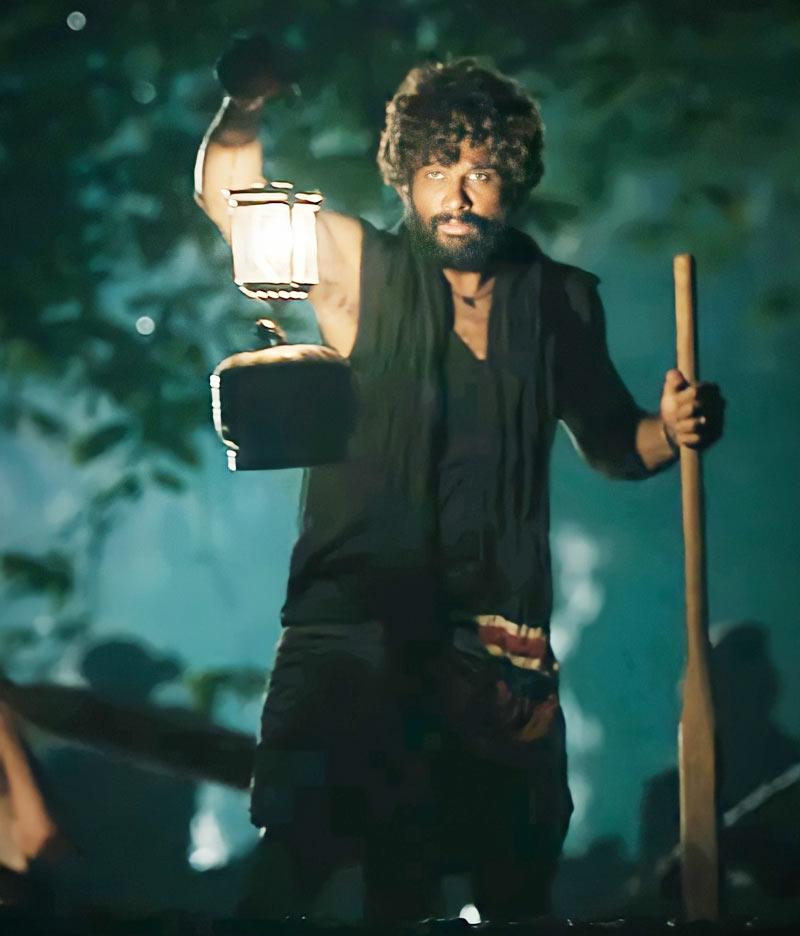 Pushpa entering into forests