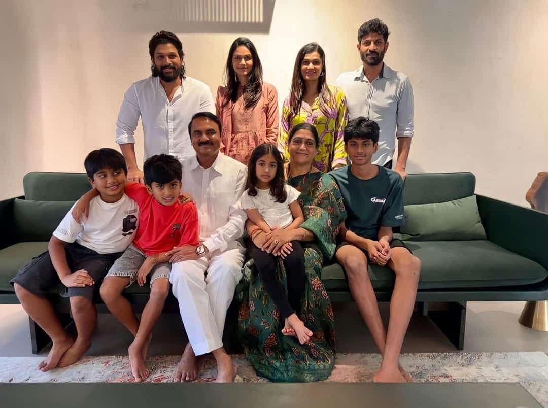 Allu Arjun celebrates Sankranti with his family