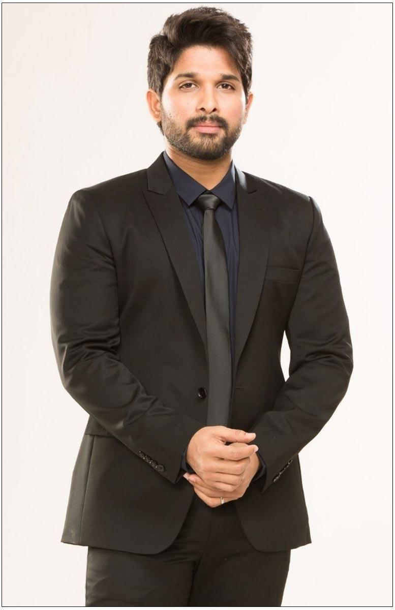 Allu Arjun Lands In Hyderabad For This Reason